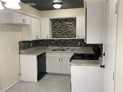 3404 E Noble Dr, Edmond, OK 73034 photo 8