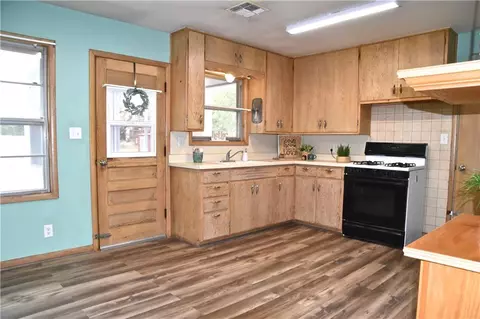 1901 E Perkins Ave, Guthrie, OK 73044 photo 8