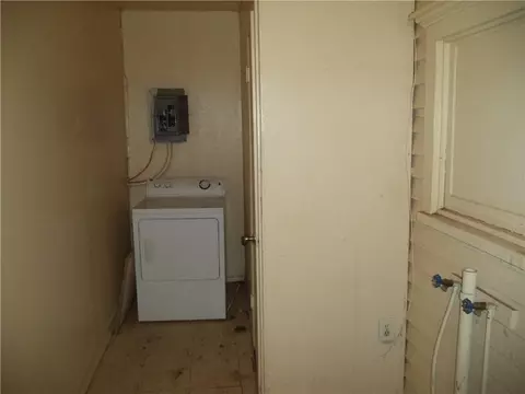 715 E Vilas Ave, Guthrie, OK 73044 photo 8