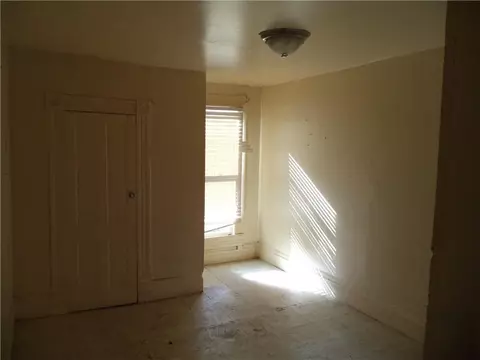 715 E Vilas Ave, Guthrie, OK 73044 photo 9