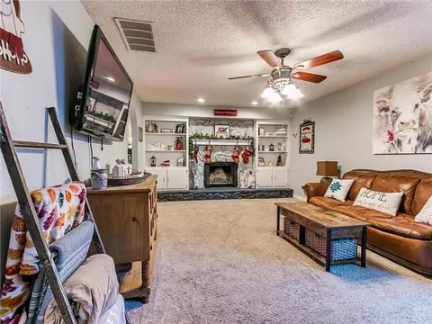 908 Devon St, Yukon, OK 73099 photo 14