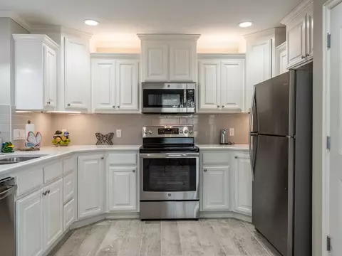 313 Silver Leaf Pl, Tuttle, OK 73089 photo 7