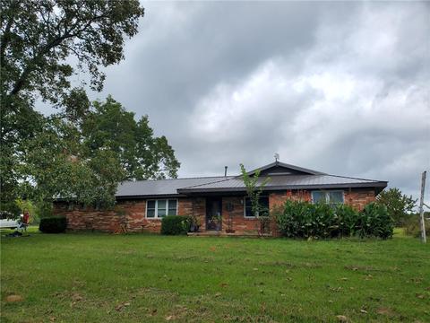 1548 Walden St, Battiest, OK 74722