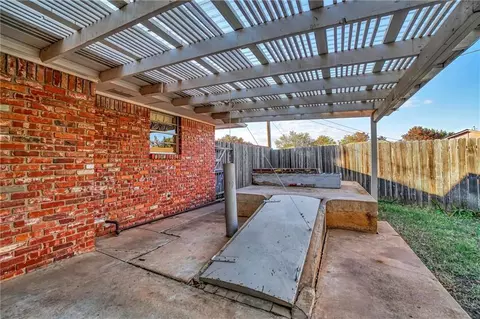 306 William Dr, Altus, OK 73521 photo 32