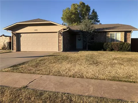 1401 SE 8th St, Moore, OK 73160 photo 1