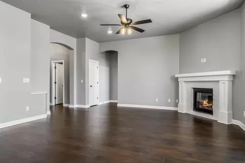 16004 Bison Dr, Moore, OK 73170 photo 8