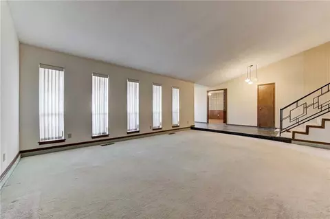 1011 Hampton Rd, Harrah, OK 73045 photo 6