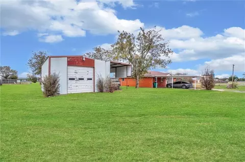 200 W 5th St, Olustee, OK 73560 photo 3