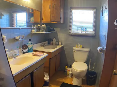 521 E Pecan St, Altus, OK 73521 photo 12