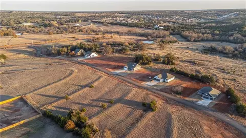 1361 N Post Rd, Guthrie, OK 73044