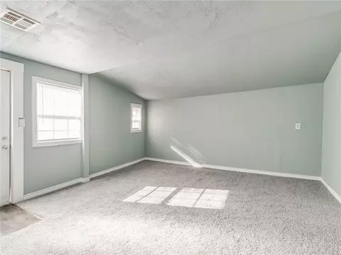 1010 E Vilas St, Guthrie, OK 73044 photo 8