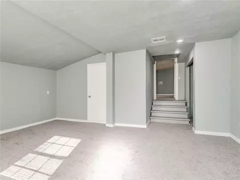 1010 E Vilas St, Guthrie, OK 73044 photo 9