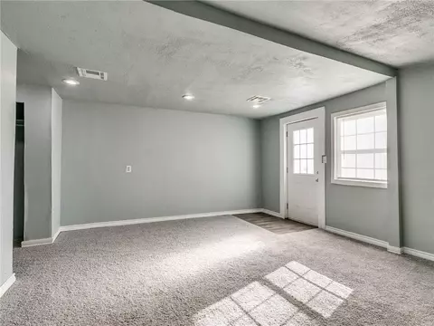 1010 E Vilas St, Guthrie, OK 73044 photo 6