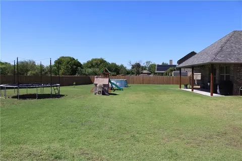 1215 Hummingbird Dr, Cache, OK 73527 photo 35