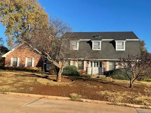 420 Jean Ave, Lindsay, OK 73052