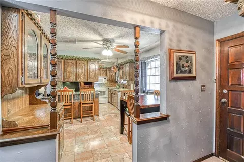 8601 E Franklin Rd, Norman, OK 73026 photo 6