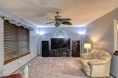 8601 E Franklin Rd, Norman, OK 73026 photo 15
