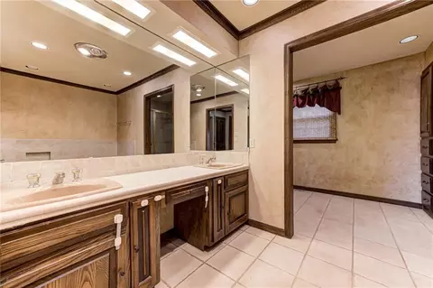 4212 Northhampton Ct, Norman, OK 73072 photo 17