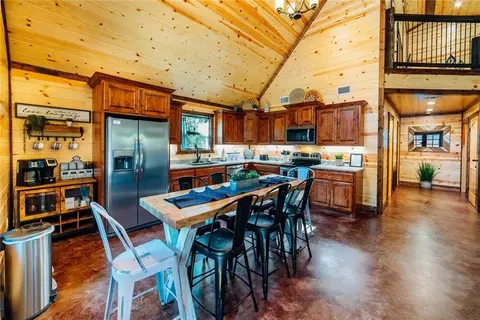 47 Tree Top Trl, Broken Bow, OK 74728 photo 3