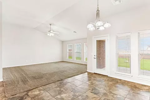 3107 White Tail Dr, Altus, OK 73521 photo 8