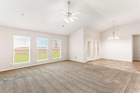 3107 White Tail Dr, Altus, OK 73521 photo 7