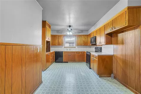 14 E Anchor, Sayre, OK 73662 photo 4