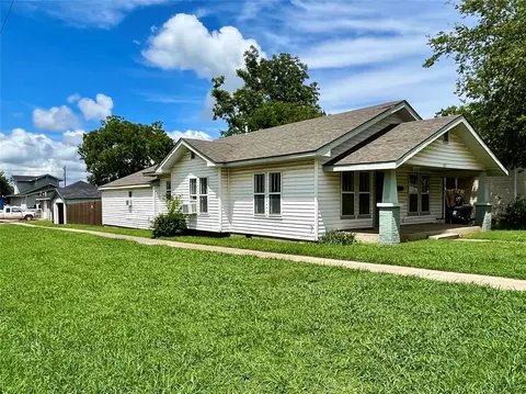123 W 6th St, Stroud, OK 74079