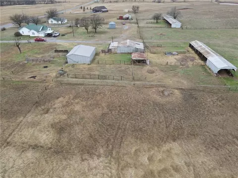 10894 NE Spencer Rd, Elgin, OK 73538 photo 7