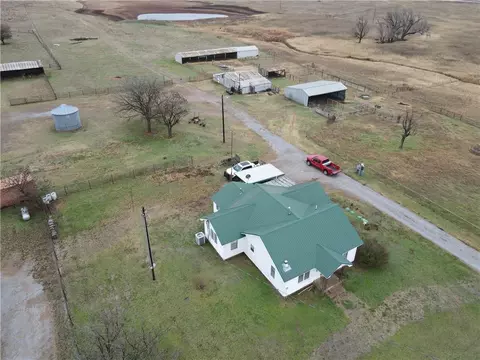 10894 NE Spencer Rd, Elgin, OK 73538 photo 5