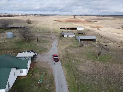 10894 NE Spencer Rd, Elgin, OK 73538 photo 10