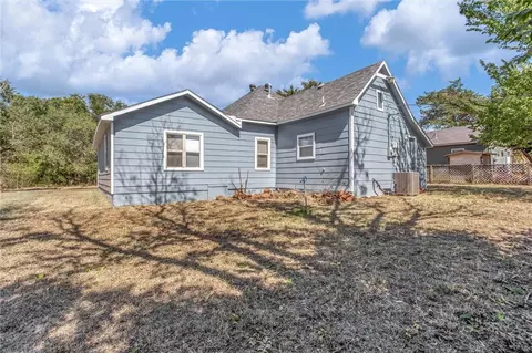 1419 E Springer Ave, Guthrie, OK 73044 photo 28
