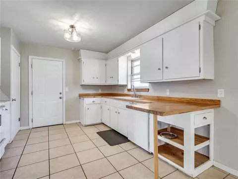 1221 Vine St, Norman, OK 73072 photo 8