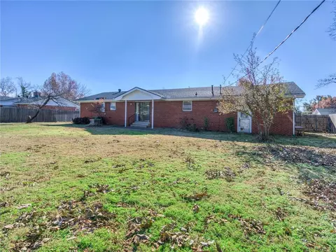 1221 Vine St, Norman, OK 73072 photo 29