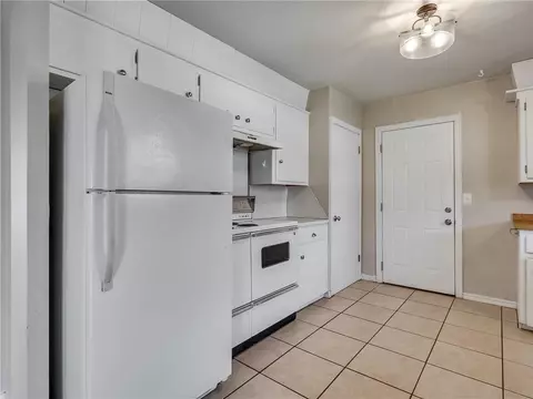 1221 Vine St, Norman, OK 73072 photo 9