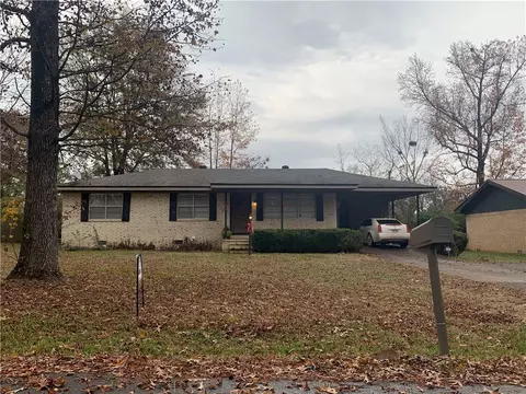 109 Esplanade Rd, Broken Bow, OK 74728 photo 1