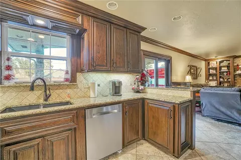 2304 Pawnee Ave, Altus, OK 73521 photo 15