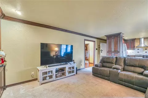 2304 Pawnee Ave, Altus, OK 73521 photo 8