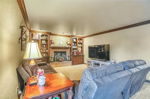 2304 Pawnee Ave, Altus, OK 73521 photo 6