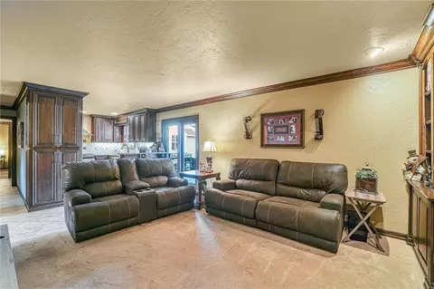 2304 Pawnee Ave, Altus, OK 73521 photo 9