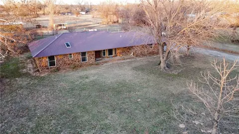 7255 By Dr, Norman, OK 73072 photo 1