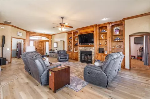 1007 Whispering Ridge Dr, Tuttle, OK 73089 photo 7