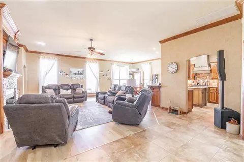 1007 Whispering Ridge Dr, Tuttle, OK 73089 photo 6