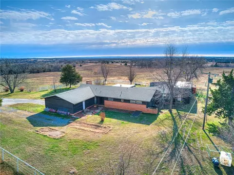 24872 E County Rd 1655, Elmore City, OK 73433