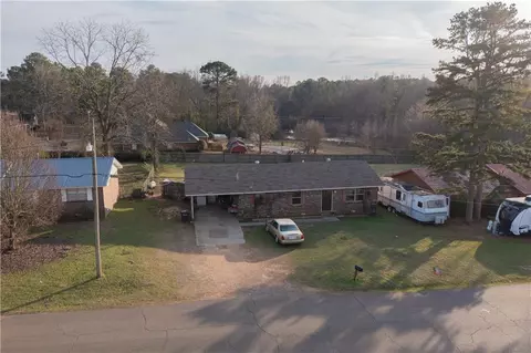 300 E Memorial St, Broken Bow, OK 74728 photo 1