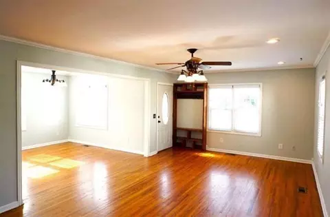 717 Jackson St, Perry, OK 73077 photo 5