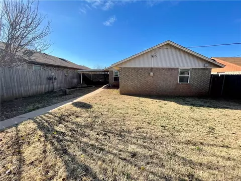 916 N Grady St, Altus, OK 73521 photo 24