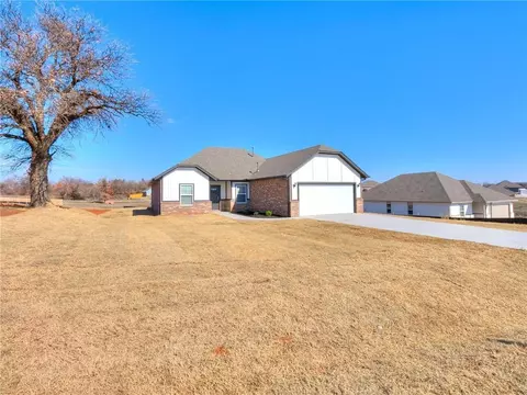 11718 Split Oak Cir, Guthrie, OK 73044 photo 2