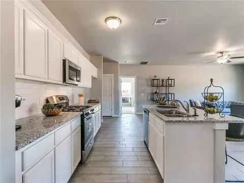 11609 Split Oak Cir, Guthrie, OK 73044 photo 8