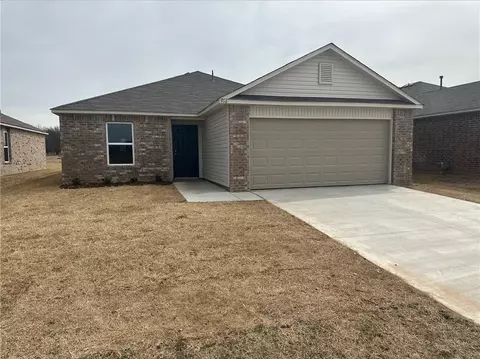 916 Third St, Perkins, OK 74059