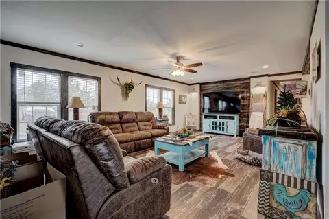 34749 Latimer Rd, Asher, OK 74826